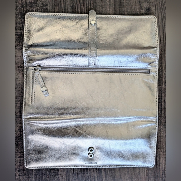 Franco Sarto Metallic Silver Leather Clutch Wallet Organizer Snap Closure - Picture 3 of 6